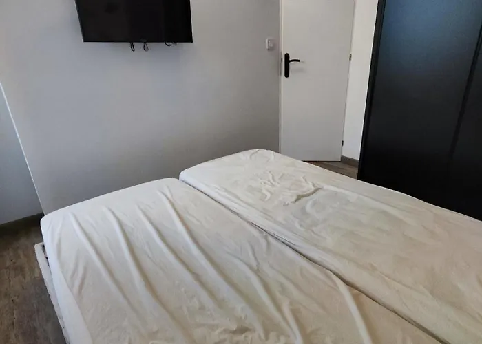 Joli T2 150 Metres De La *